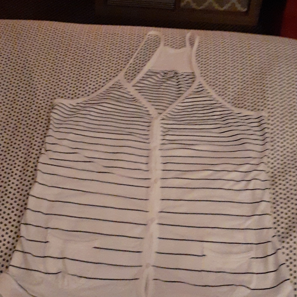 Button Down Tank